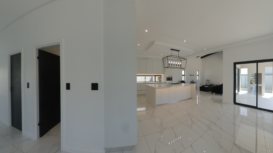 3 Bedroom Property for Sale in Sandown Western Cape